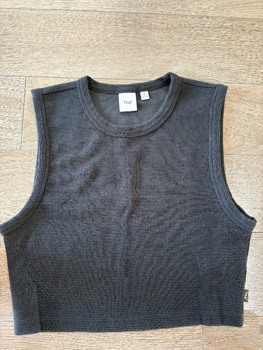 TNA Black Crop Top –Size -M, Women’s Minimalist Basic Fitted Cropped Shirt